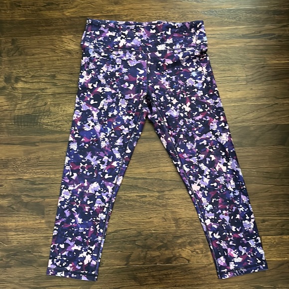 Fabletics cropped leggings - Picture 1 of 2